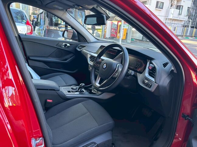 汚れ等も少なく綺麗な状態です！